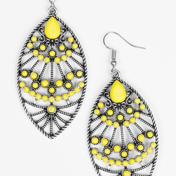 Earrings - Picture 1 of 2